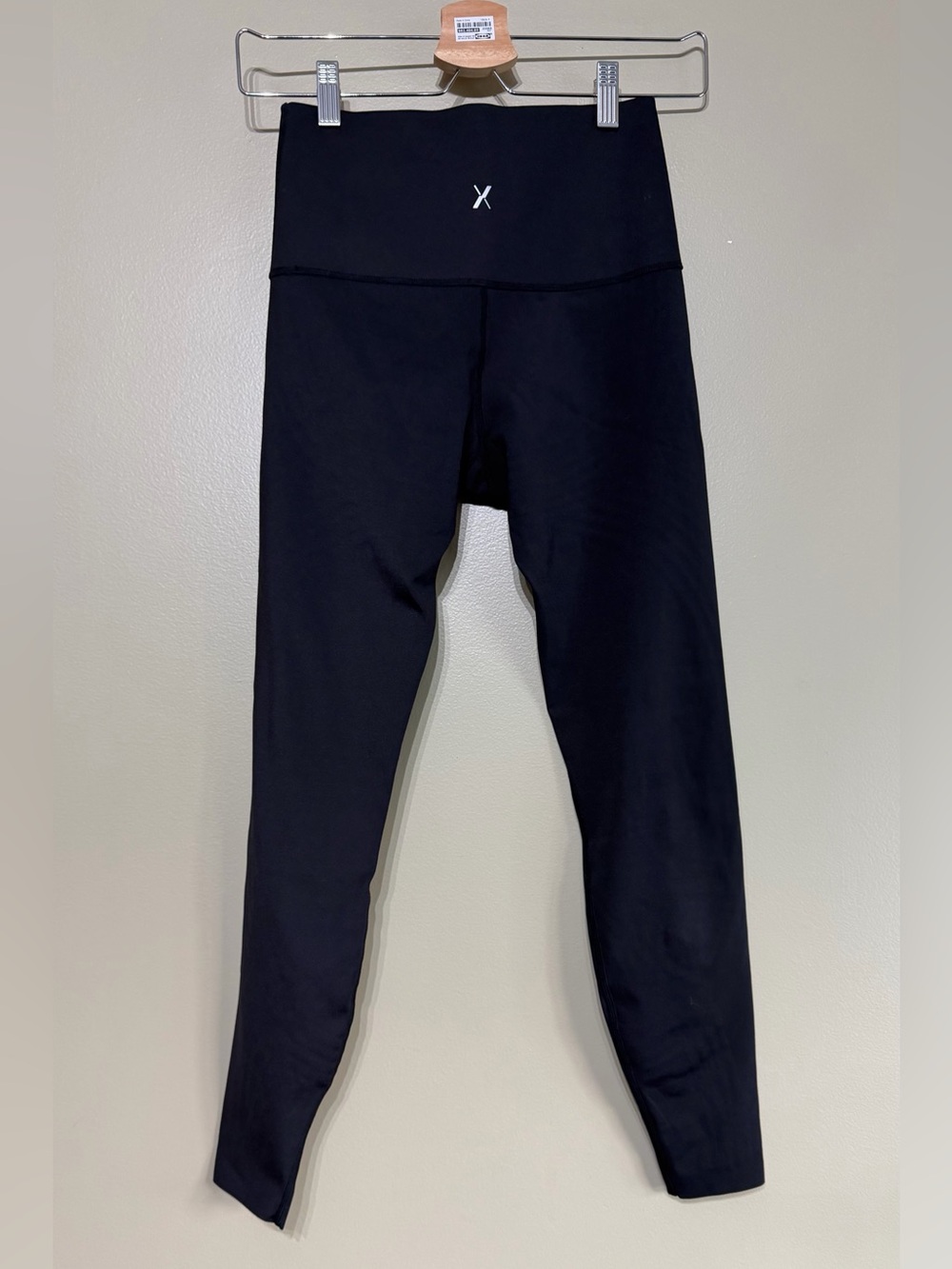 Knix HiTouch™️ High Rise Legging - Picture 14 of 15